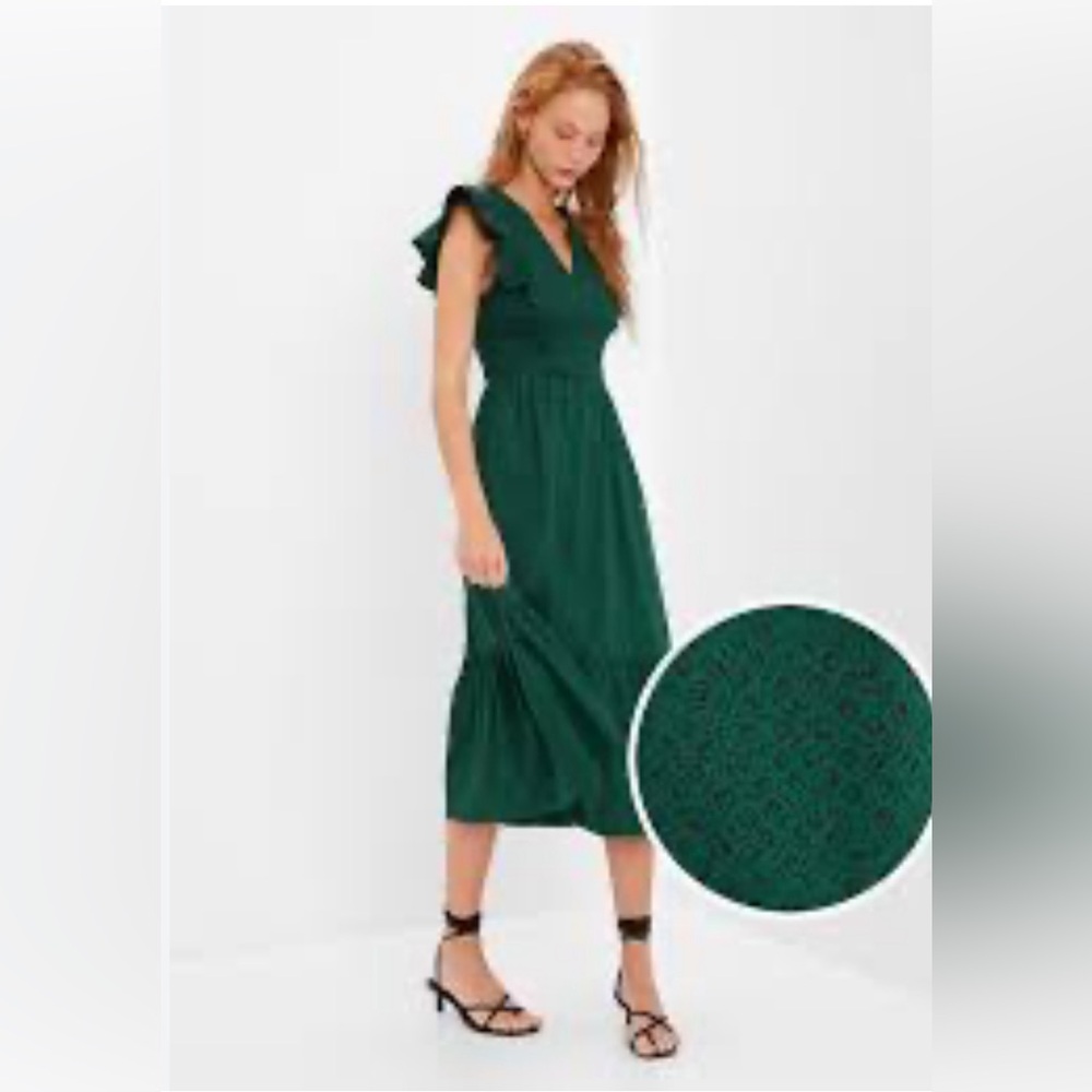 Gap Woman’s Smocked Flutter Sleeve Midi Dress. Gr… - image 1